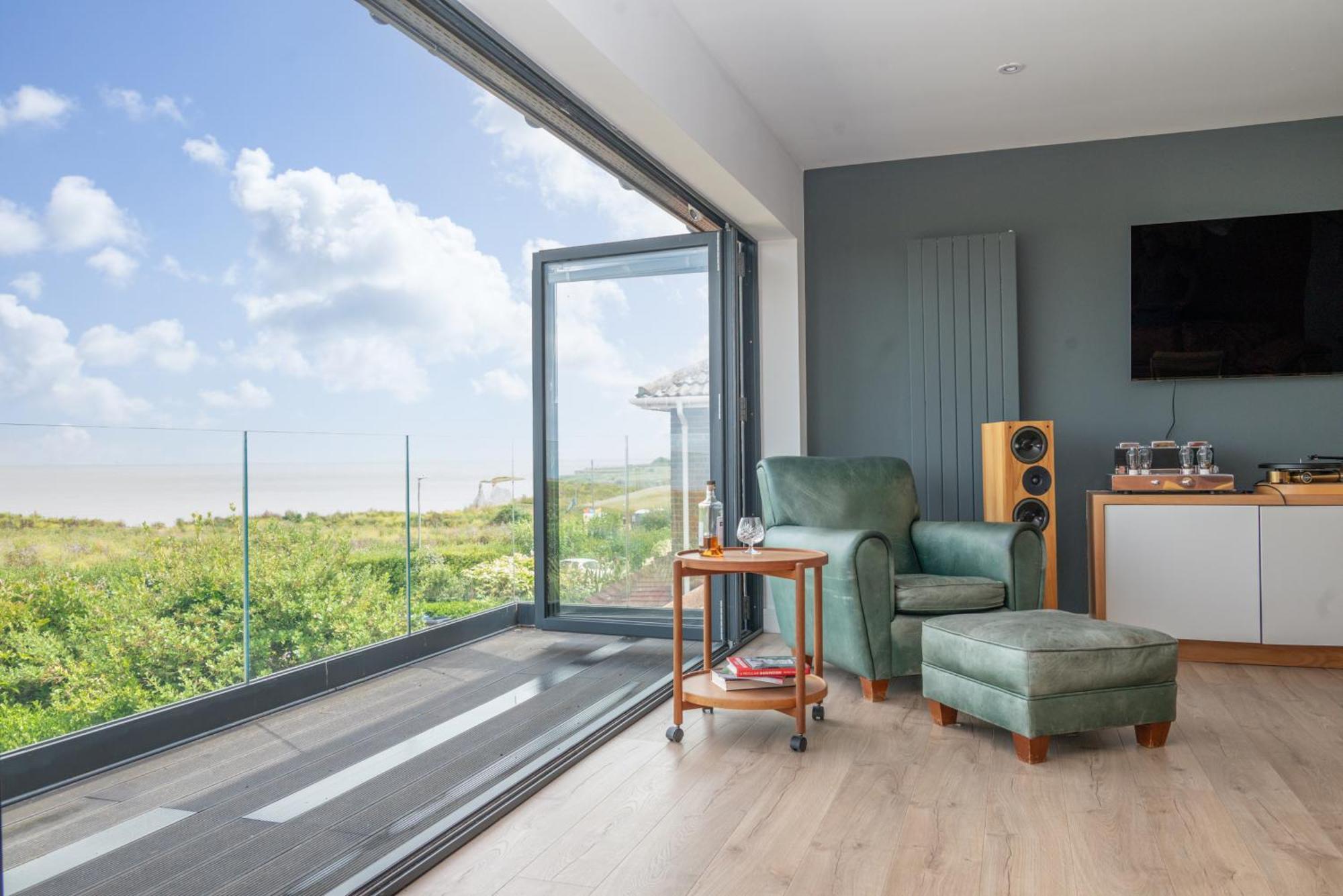 Seafront Bnb At Botany Margate Exterior photo